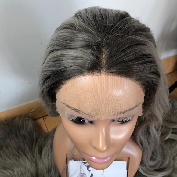 💫24” GREY OMBRÉ BODY WAVY LACE FRONT WIG💫 *NWT* - Picture 6 of 8
